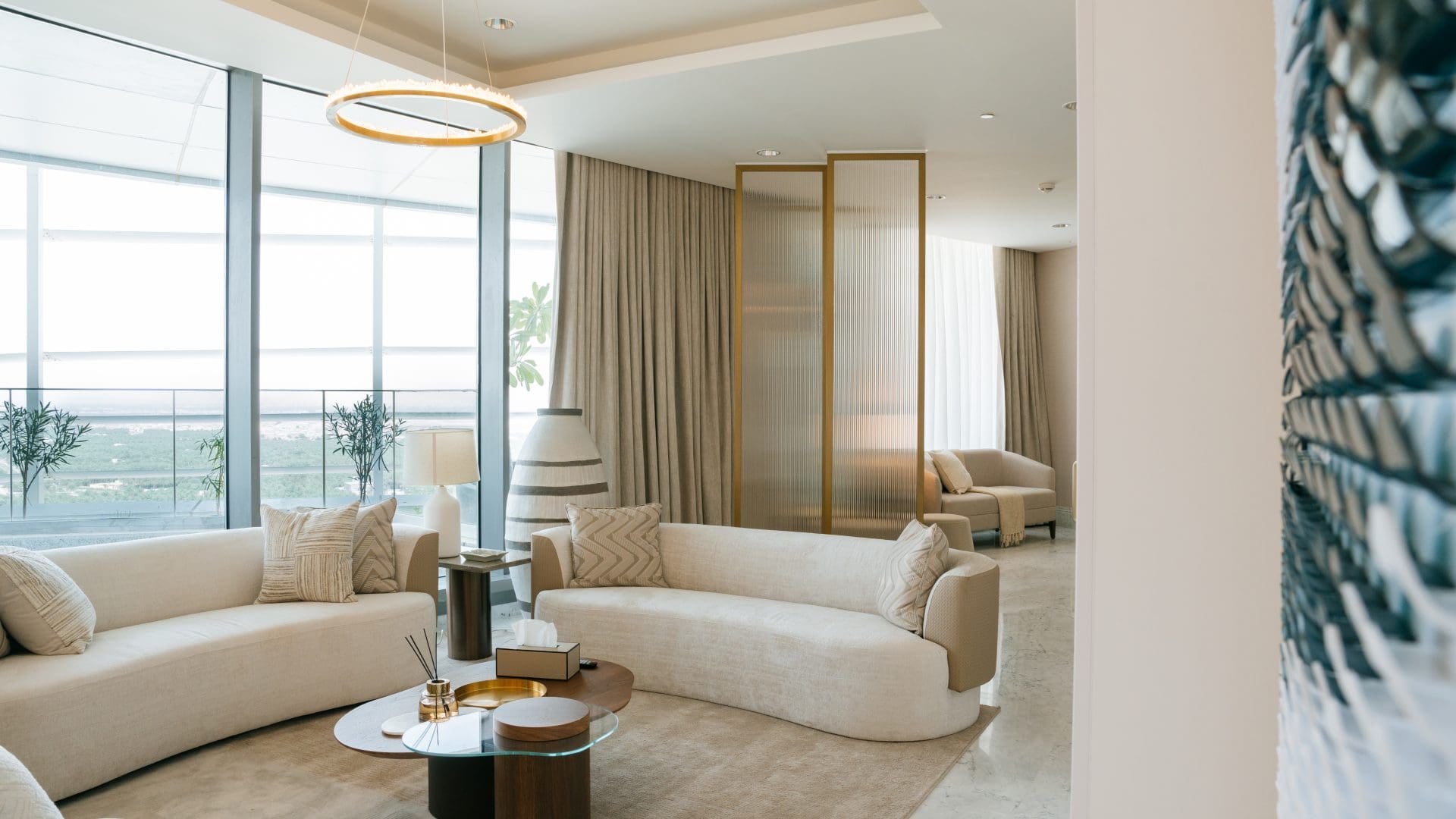 Rooms and Suites