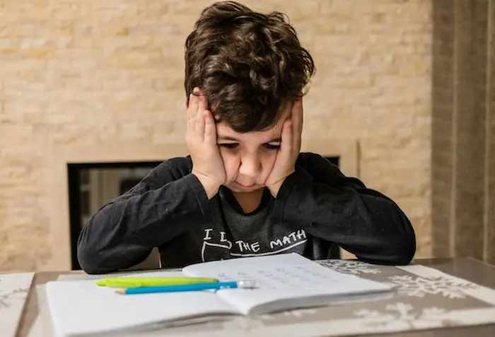 اضطرابات التعلم الأنواع الأعراض وطرق التعامل الفعالة اضطرابات التعلم الأنواع الأعراض وطرق التعامل الفعالة
