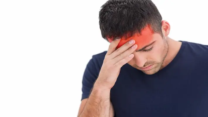تعرف على أعراض الصداع العنقودي وطرق التشخيص والعلاج