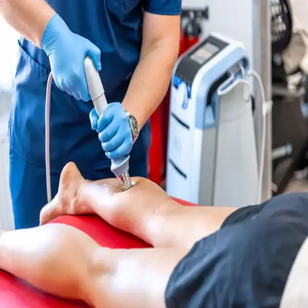 علاج التمزق العضلي في الساق