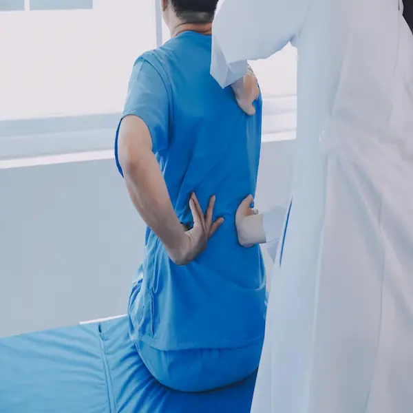 علاج التمزق العضلي في الظهر