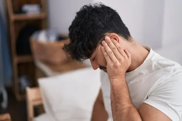 التهاب العصب الخامس بالاذن