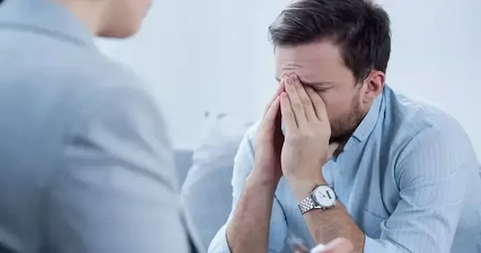 كيف يؤثر التوتر النفسي على صحتك الجسدية والعقلية؟
