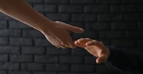 التعامل مع المدمن المتعافي