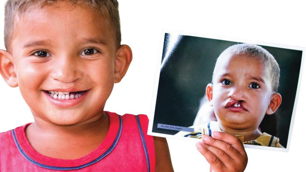 ابتسامة أمل