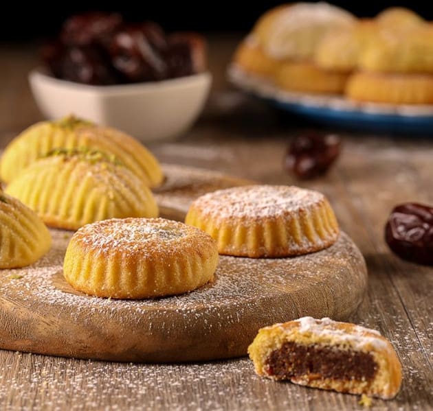 التعاون مع الأسر المنتجة