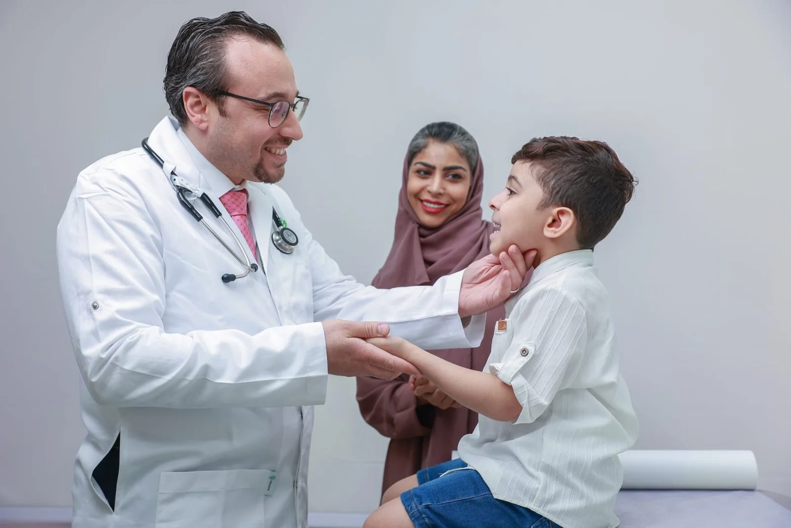 قسم تأهيل اضطرابات الكلام و النطق و التخاطب تأهيل النطق والتخاطب
